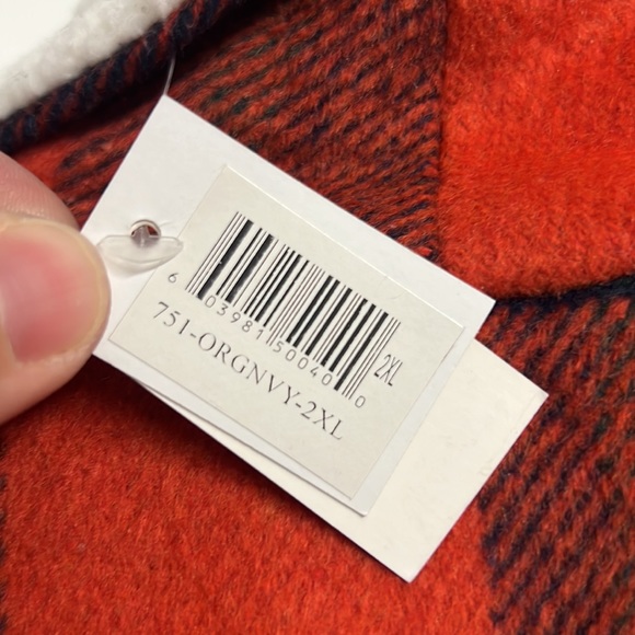 Top It Off - Sherpa Sweater Vest with Pockets - Picture 3 of 6